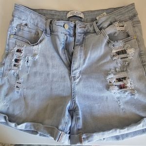 Judy Blue XL aztec detail shorts